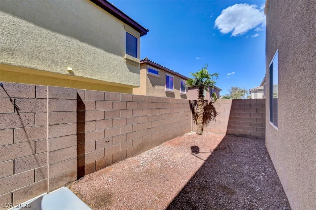 9348 Euphoria Rose, Las Vegas, NV 89166