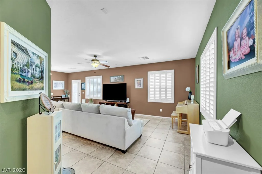 9348 Euphoria Rose, Las Vegas, NV 89166