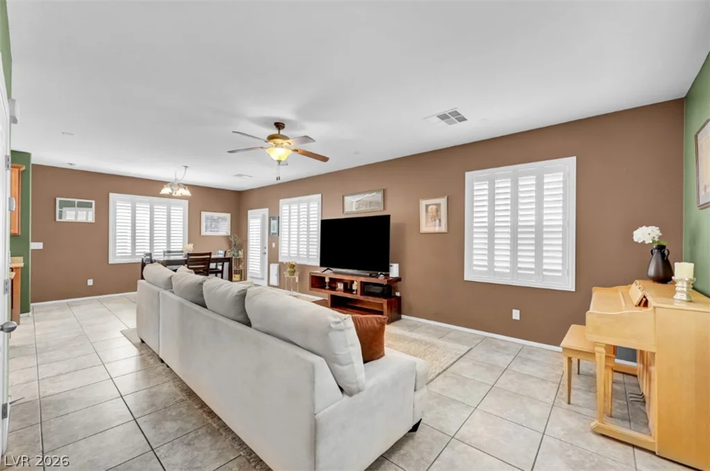 9348 Euphoria Rose, Las Vegas, NV 89166