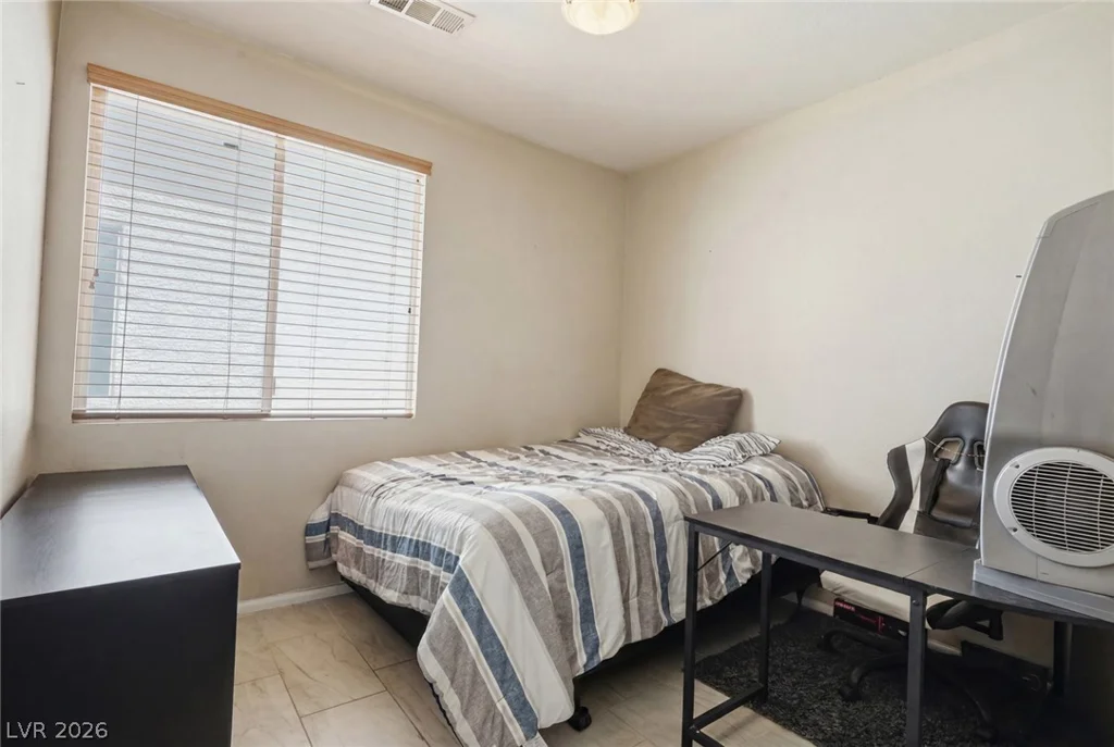 5904 Hickory Nut, Las Vegas, NV 89142