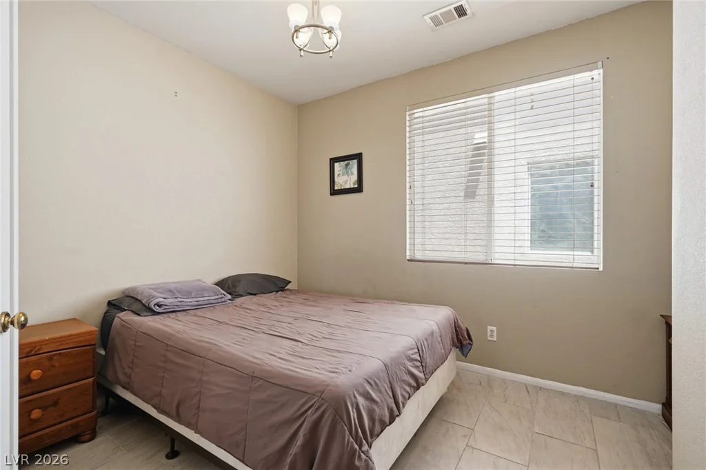 5904 Hickory Nut, Las Vegas, NV 89142