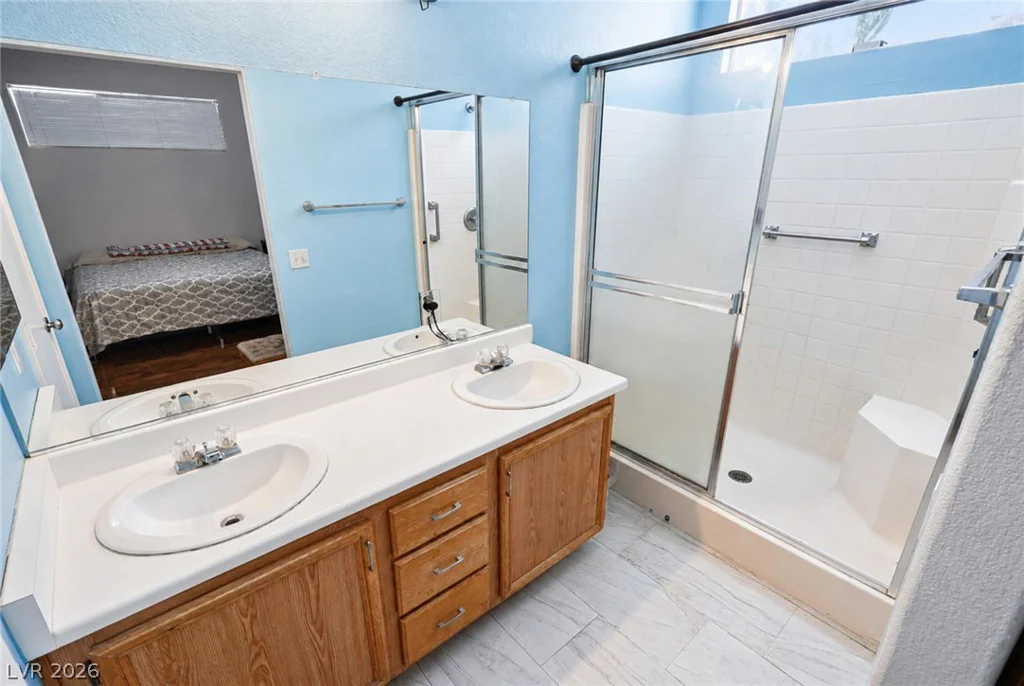5904 Hickory Nut, Las Vegas, NV 89142