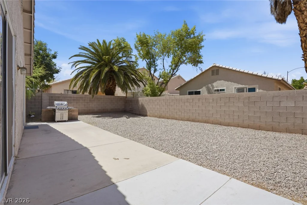 5904 Hickory Nut, Las Vegas, NV 89142