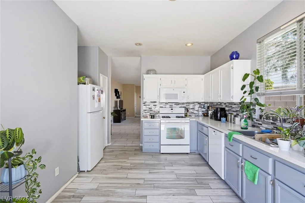 5904 Hickory Nut, Las Vegas, NV 89142