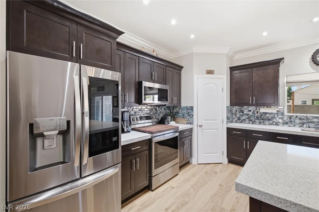 4951 Parkwood, Pahrump, NV 89061