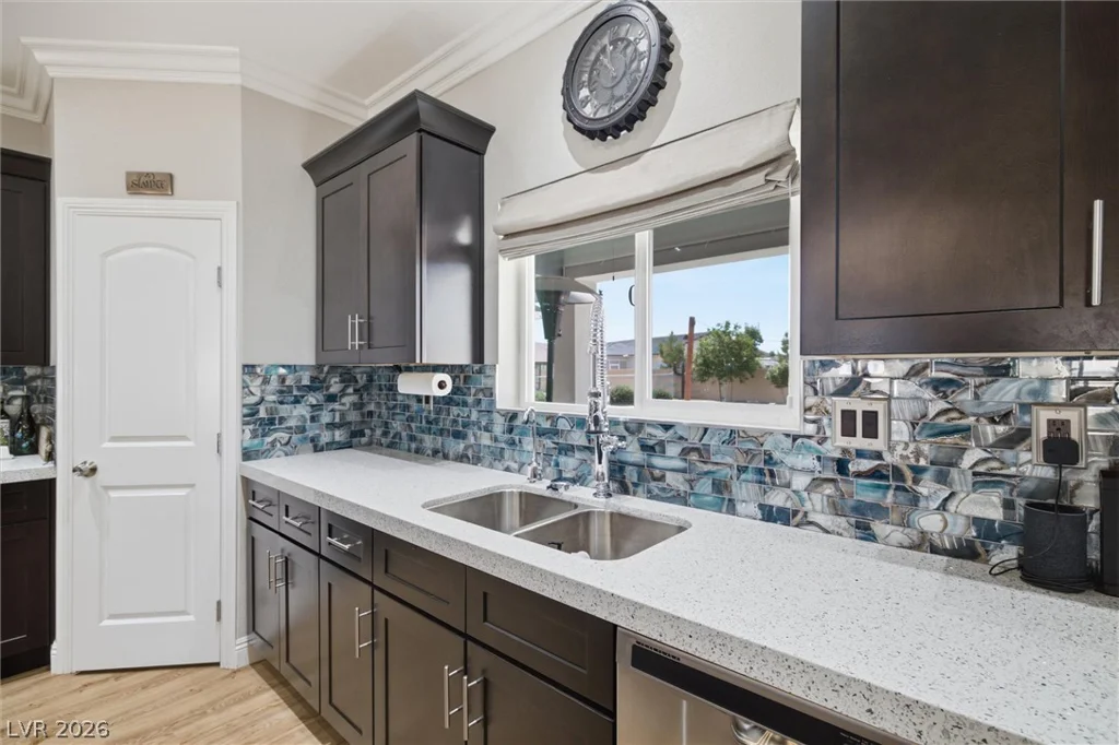 4951 Parkwood, Pahrump, NV 89061