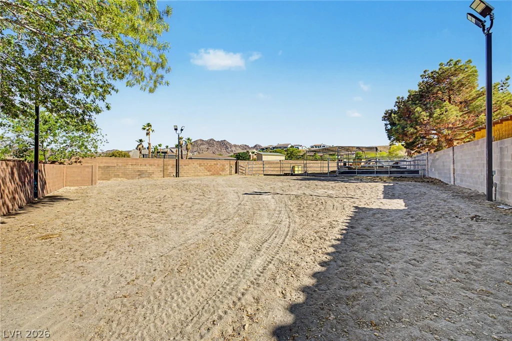 621 Lomprey, Henderson, NV 89002