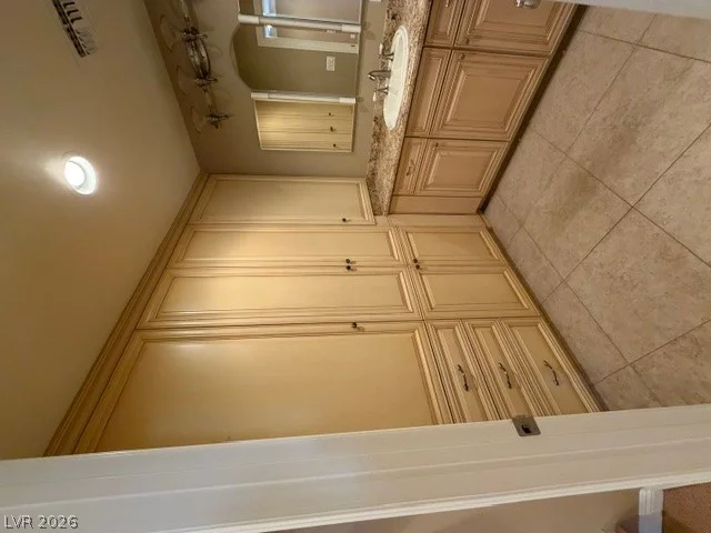 3181 Bel Air, Las Vegas, NV 89109