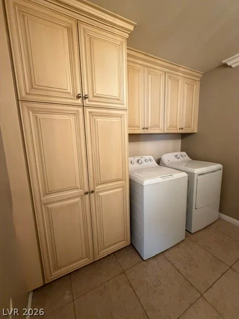 3181 Bel Air, Las Vegas, NV 89109