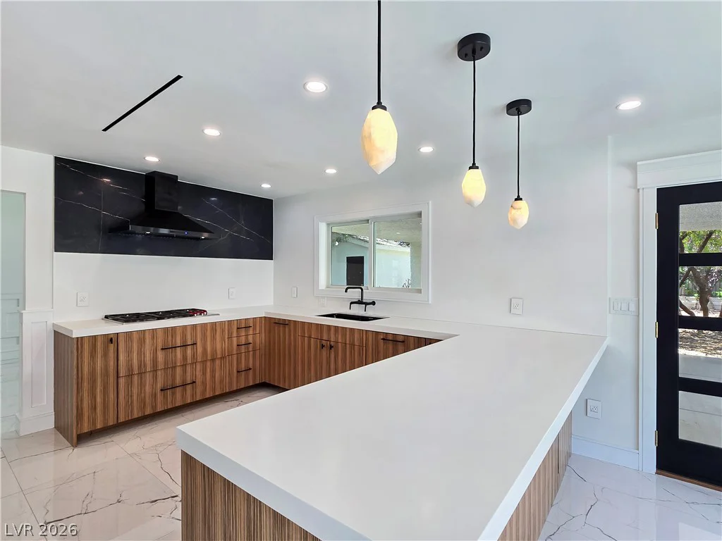 9708 Craighead, Las Vegas, NV 89117