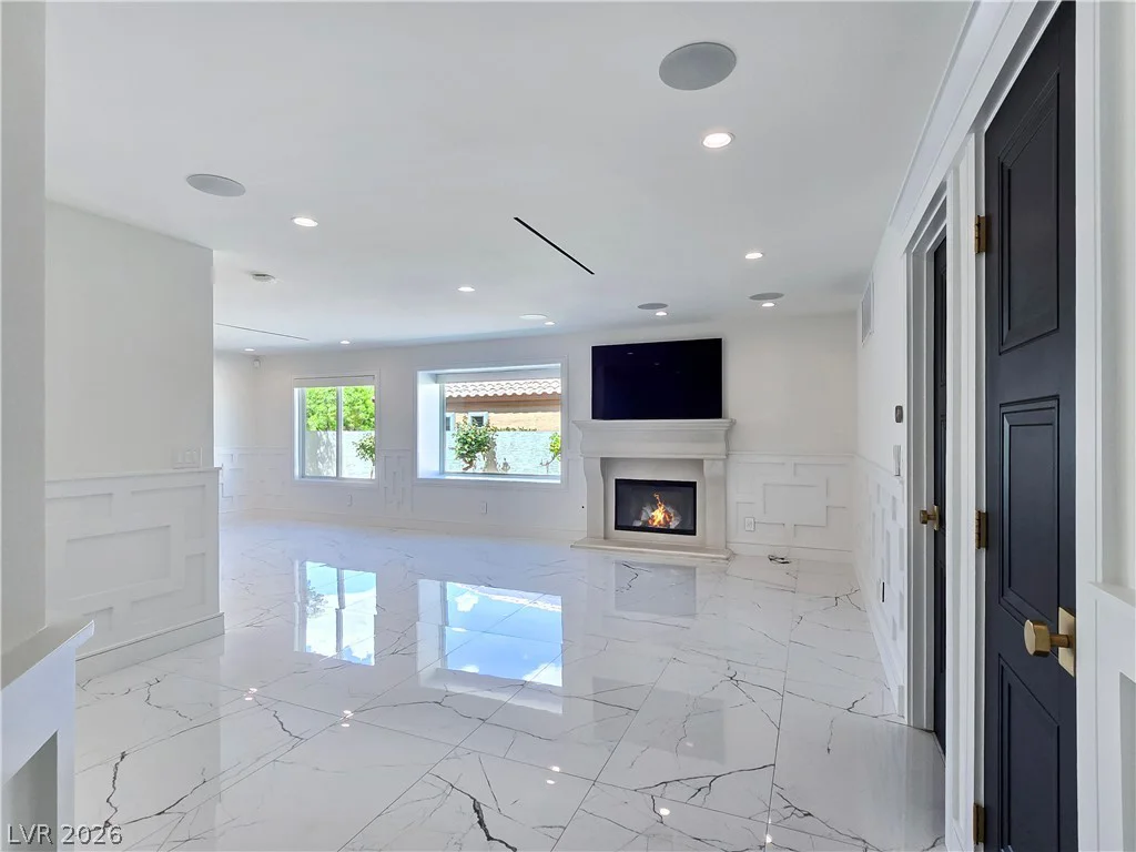 9708 Craighead, Las Vegas, NV 89117