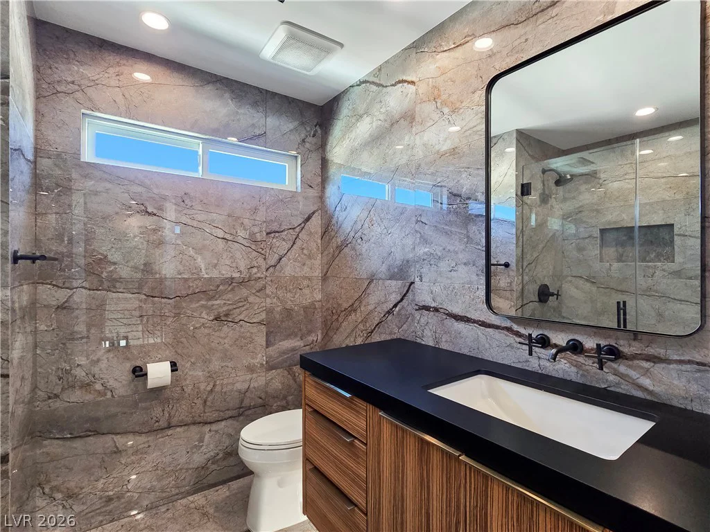 9708 Craighead, Las Vegas, NV 89117