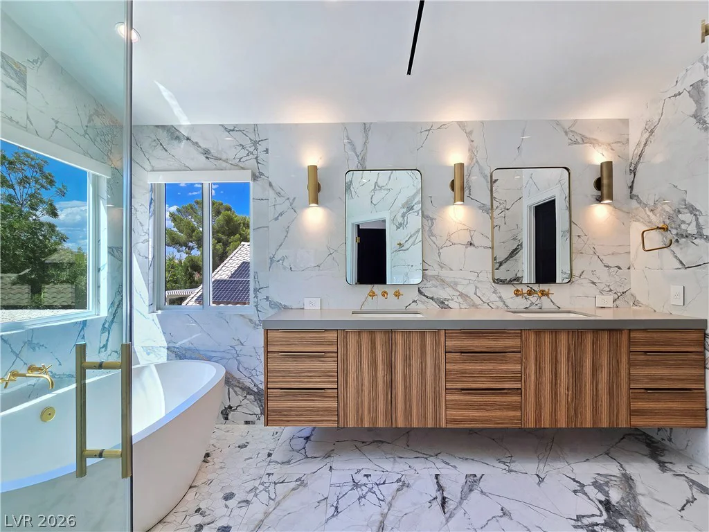 9708 Craighead, Las Vegas, NV 89117