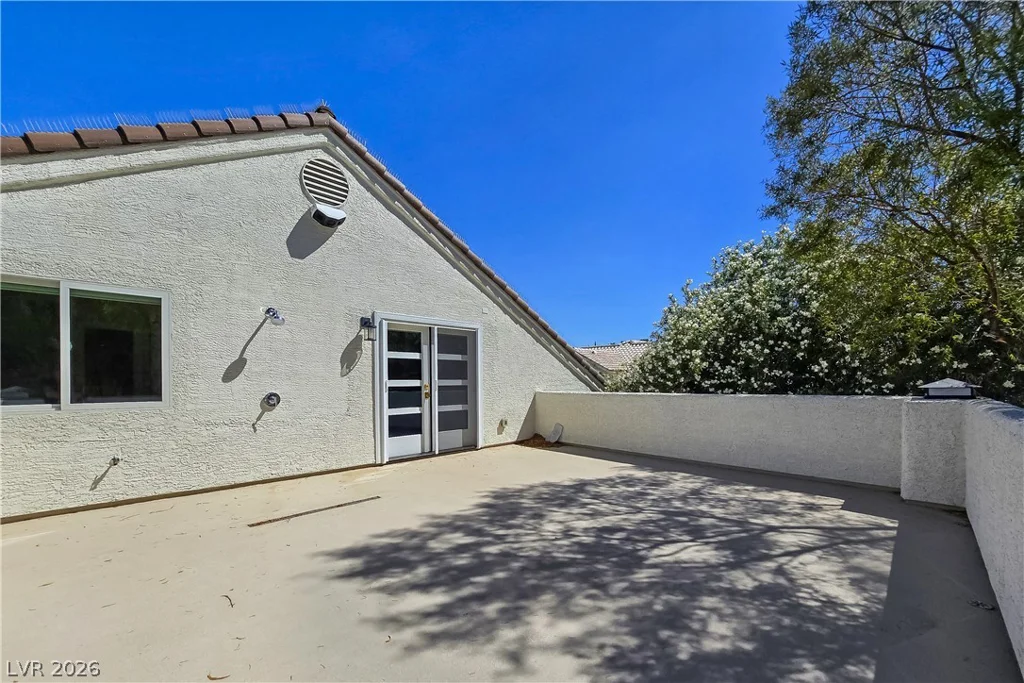 9708 Craighead, Las Vegas, NV 89117