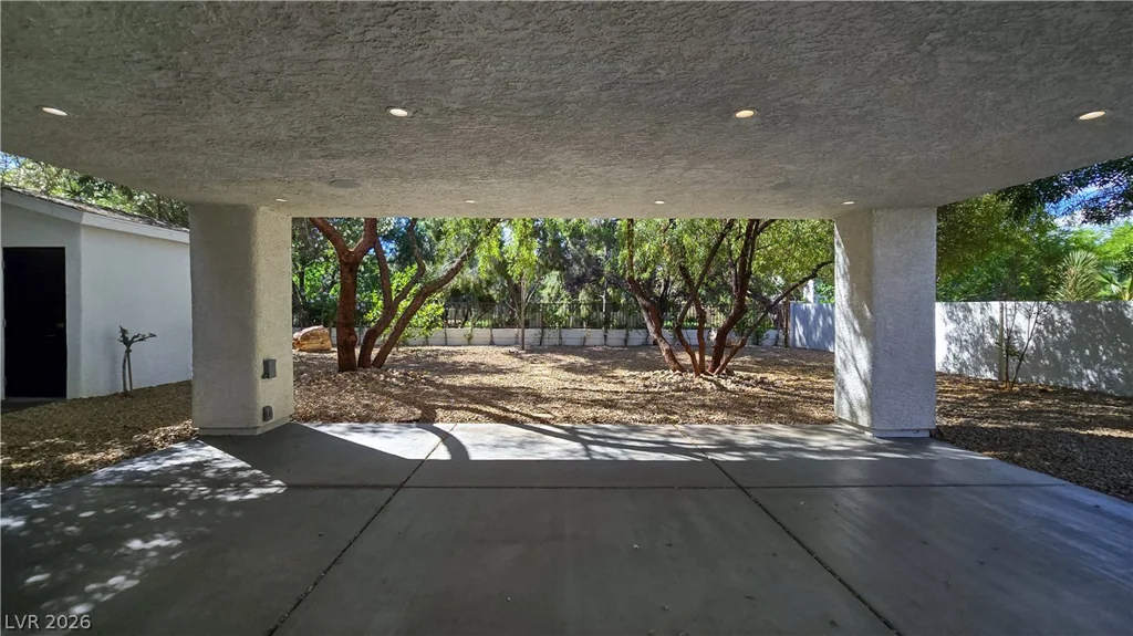9708 Craighead, Las Vegas, NV 89117