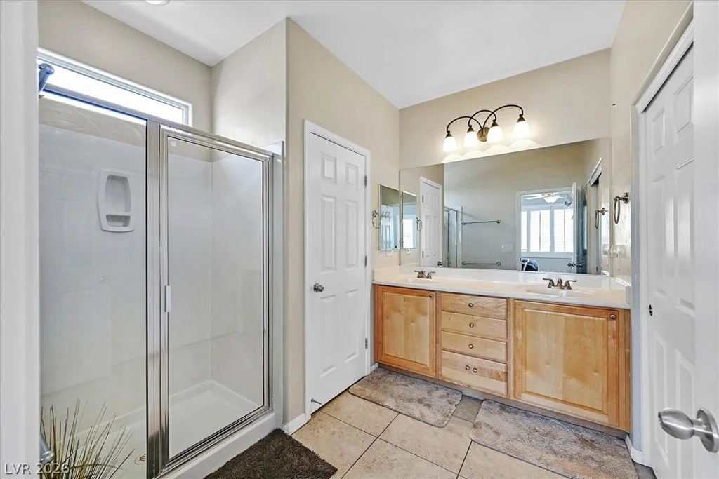 8932 Regatta Bay, Las Vegas, NV 89131