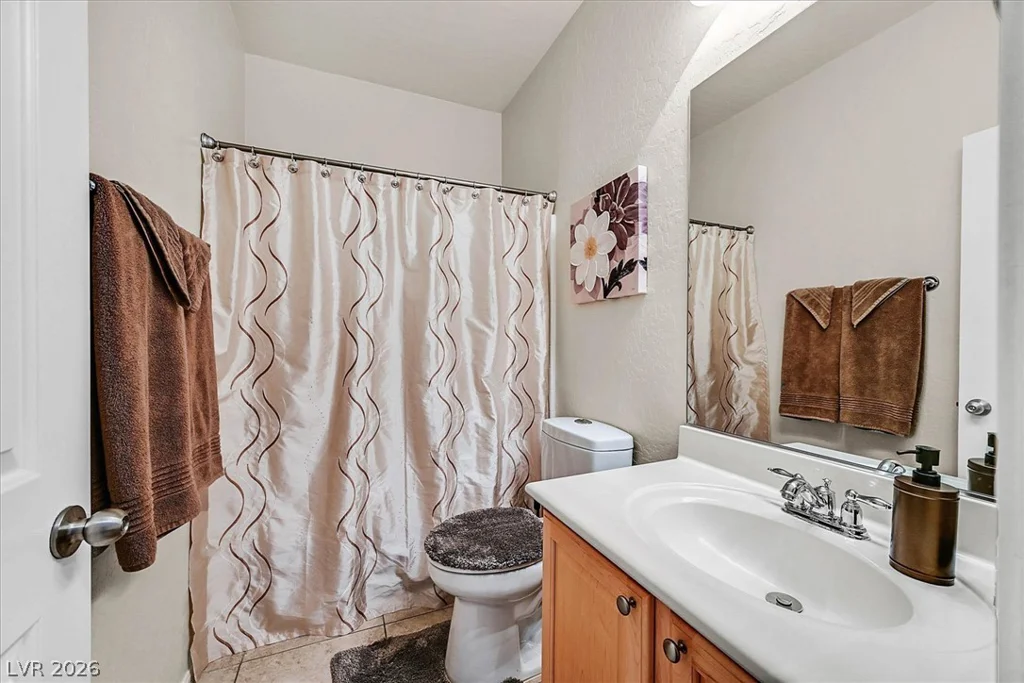 8932 Regatta Bay, Las Vegas, NV 89131