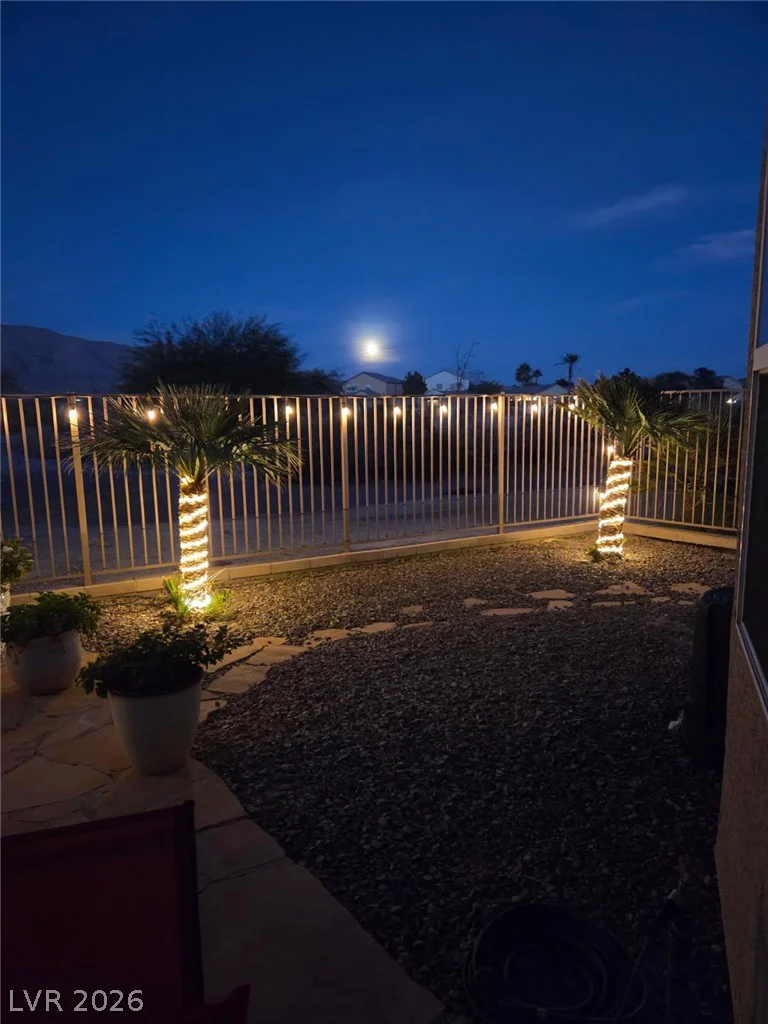 8932 Regatta Bay, Las Vegas, NV 89131