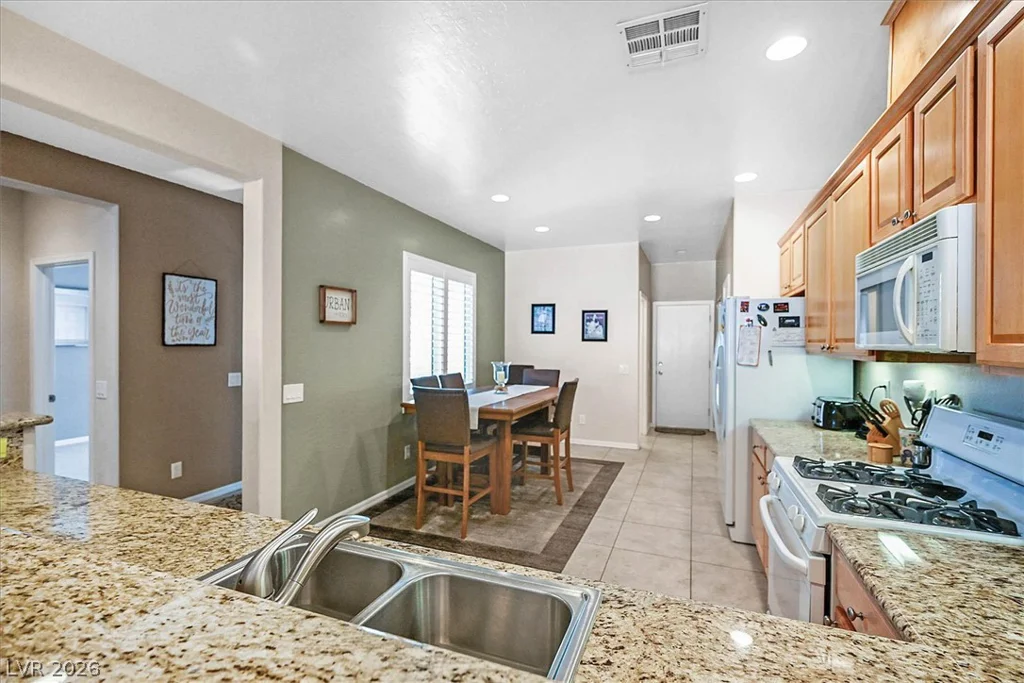 8932 Regatta Bay, Las Vegas, NV 89131