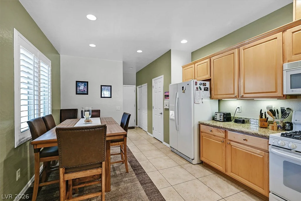 8932 Regatta Bay, Las Vegas, NV 89131