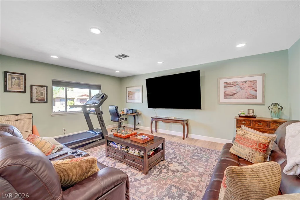 3645 Monte Verde, Las Vegas, NV 89121