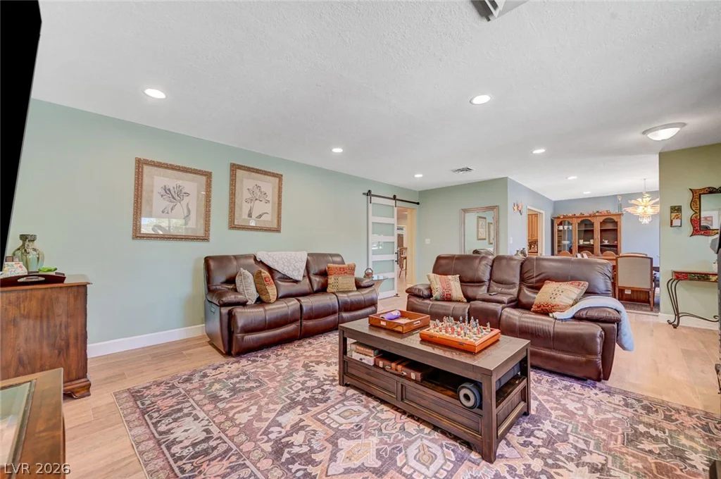 3645 Monte Verde, Las Vegas, NV 89121