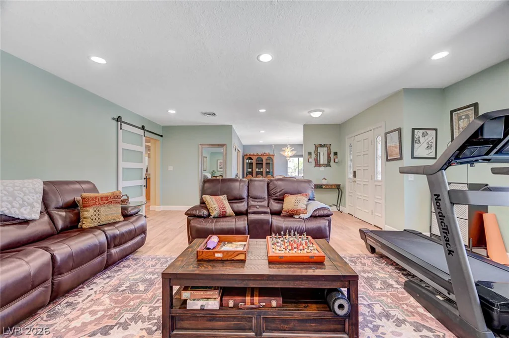 3645 Monte Verde, Las Vegas, NV 89121