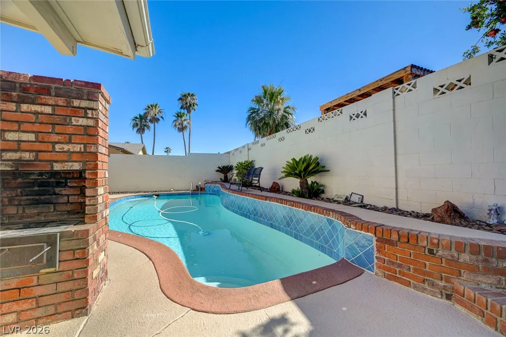 3645 Monte Verde, Las Vegas, NV 89121