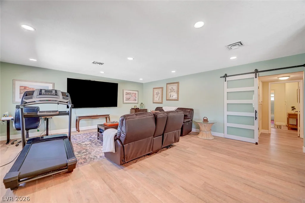 3645 Monte Verde, Las Vegas, NV 89121