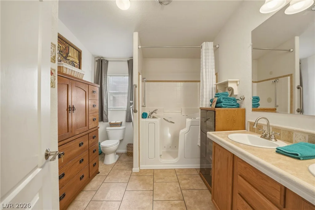 881 Montecito, Pahrump, NV 89048