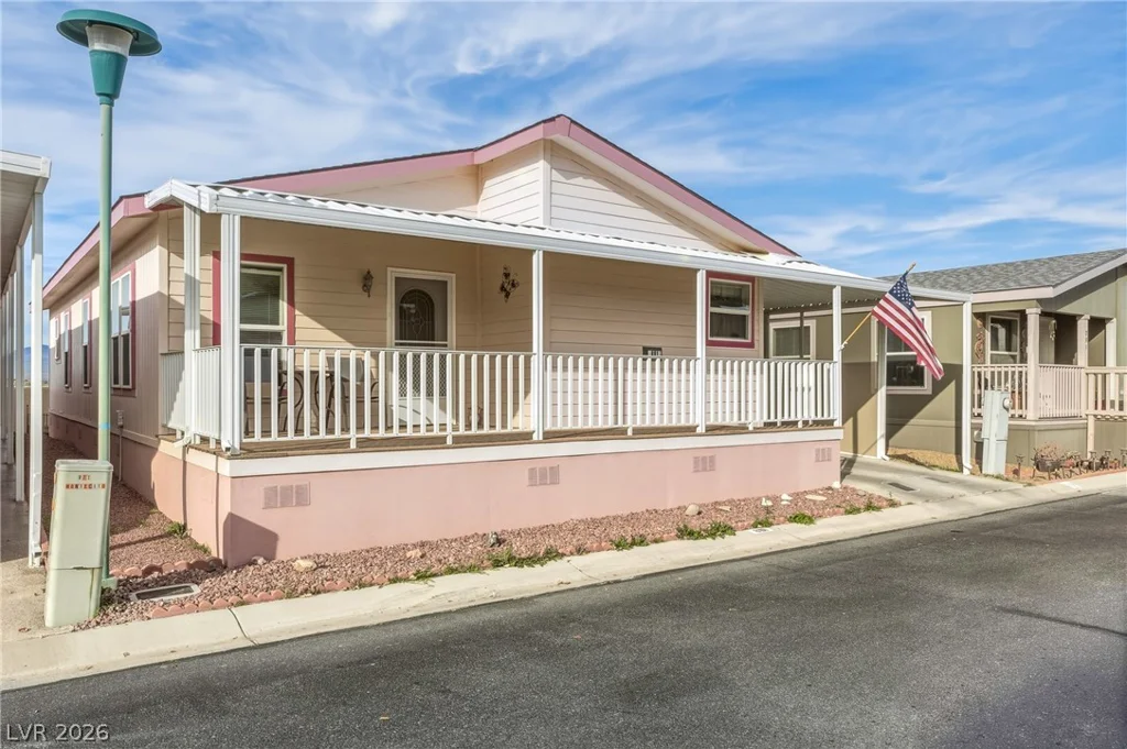 881 Montecito, Pahrump, NV 89048