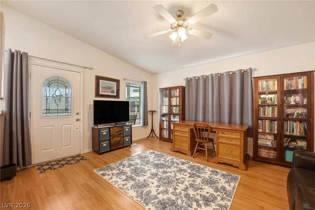881 Montecito, Pahrump, NV 89048