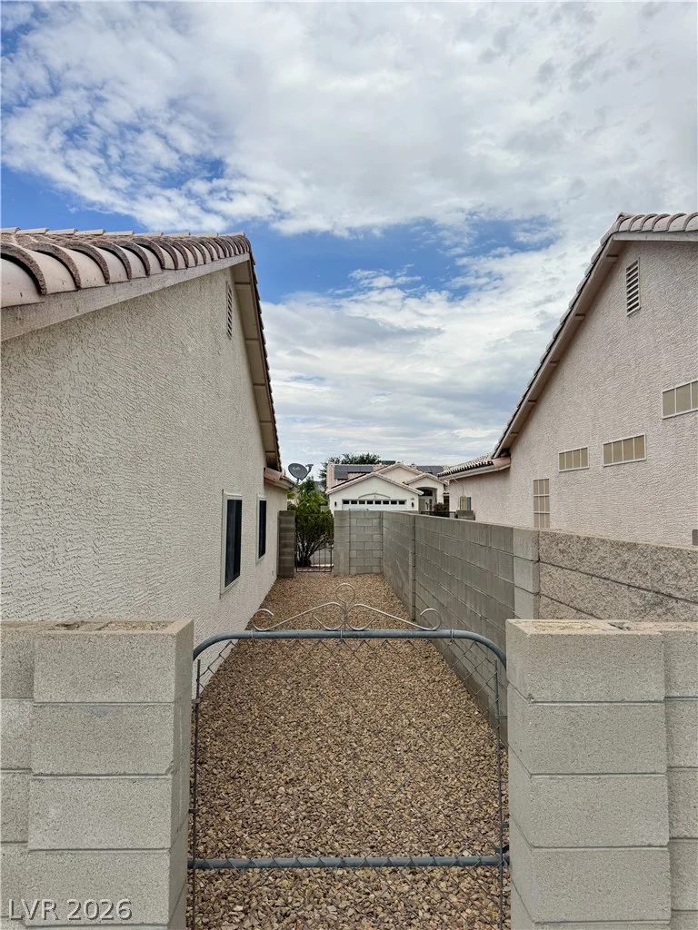 889 Cozy Valley, Henderson, NV 89015