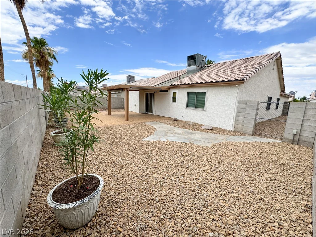 889 Cozy Valley, Henderson, NV 89015