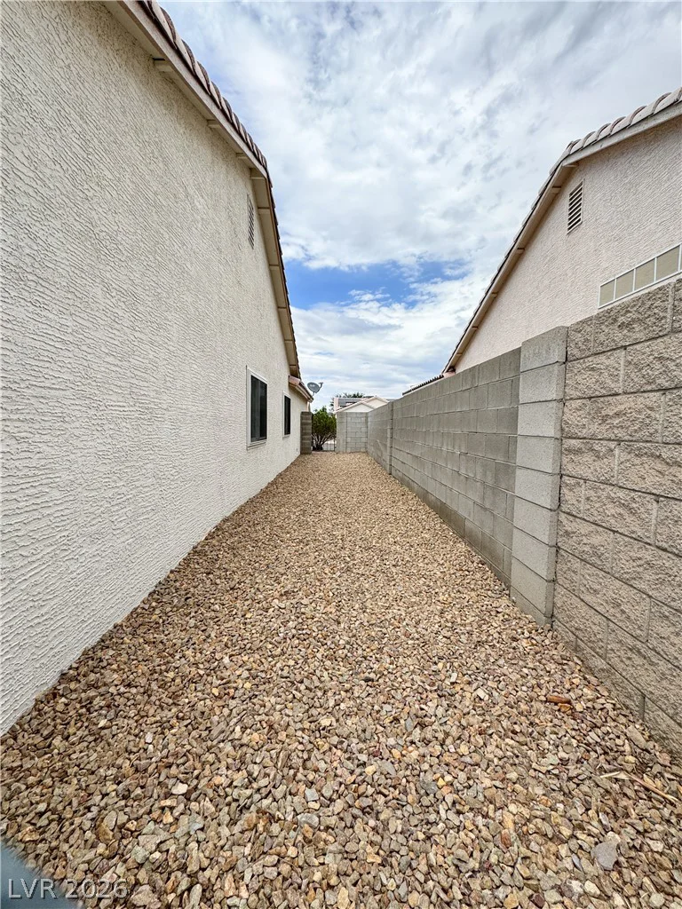 889 Cozy Valley, Henderson, NV 89015