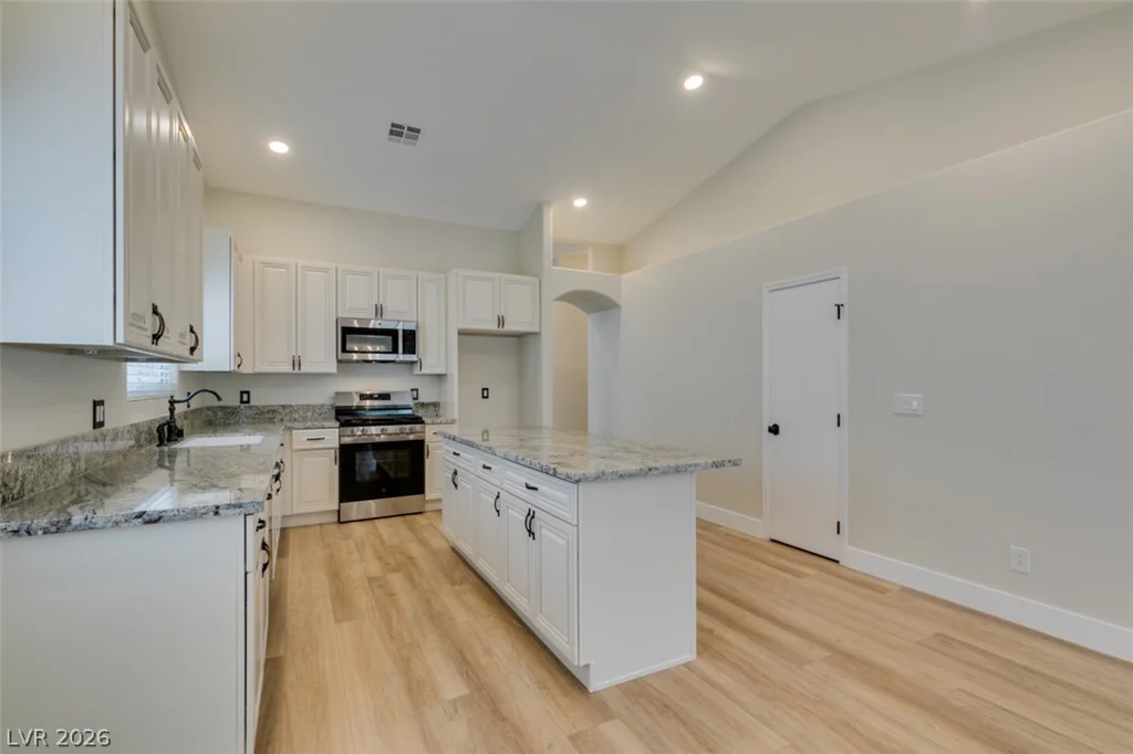 889 Cozy Valley, Henderson, NV 89015