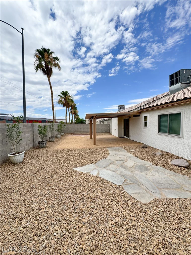 889 Cozy Valley, Henderson, NV 89015