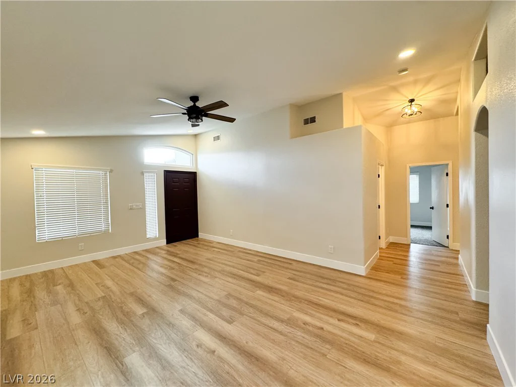 889 Cozy Valley, Henderson, NV 89015