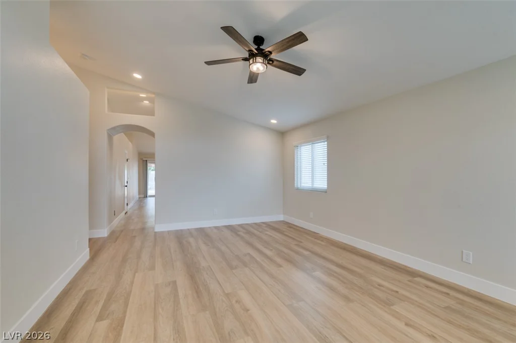 889 Cozy Valley, Henderson, NV 89015