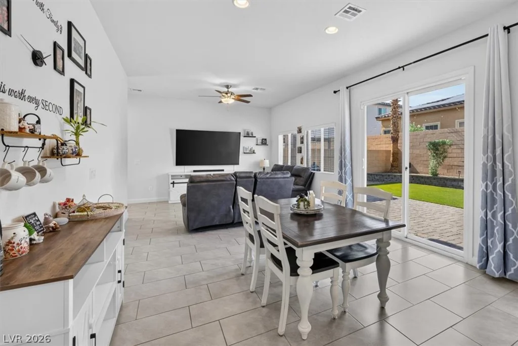 132 Denette, North Las Vegas, NV 89031