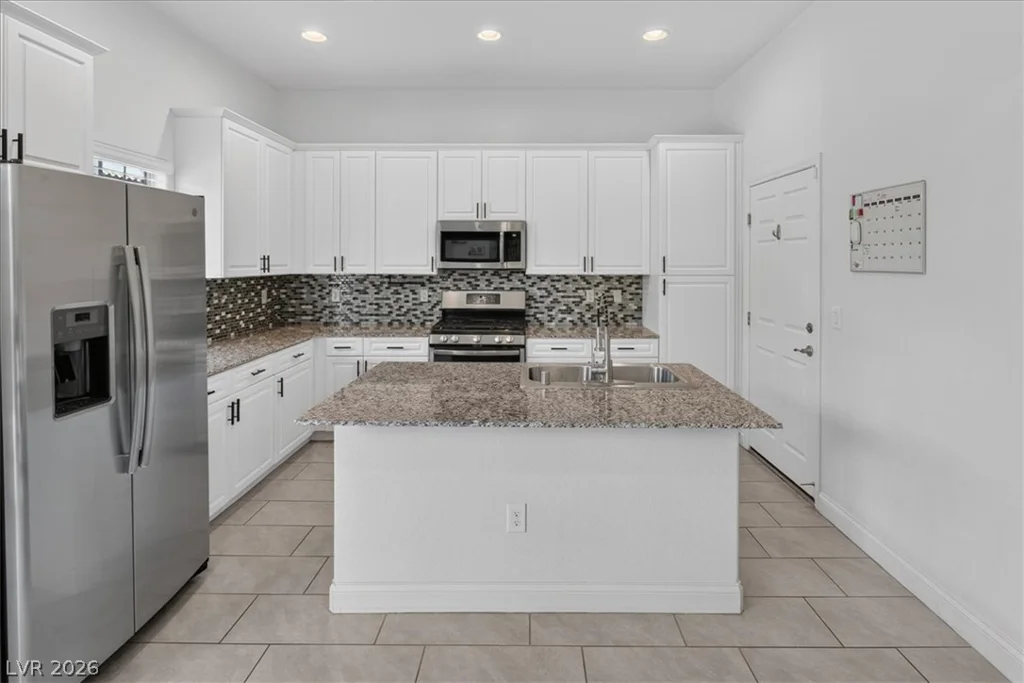 132 Denette, North Las Vegas, NV 89031