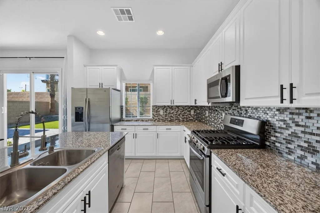 132 Denette, North Las Vegas, NV 89031