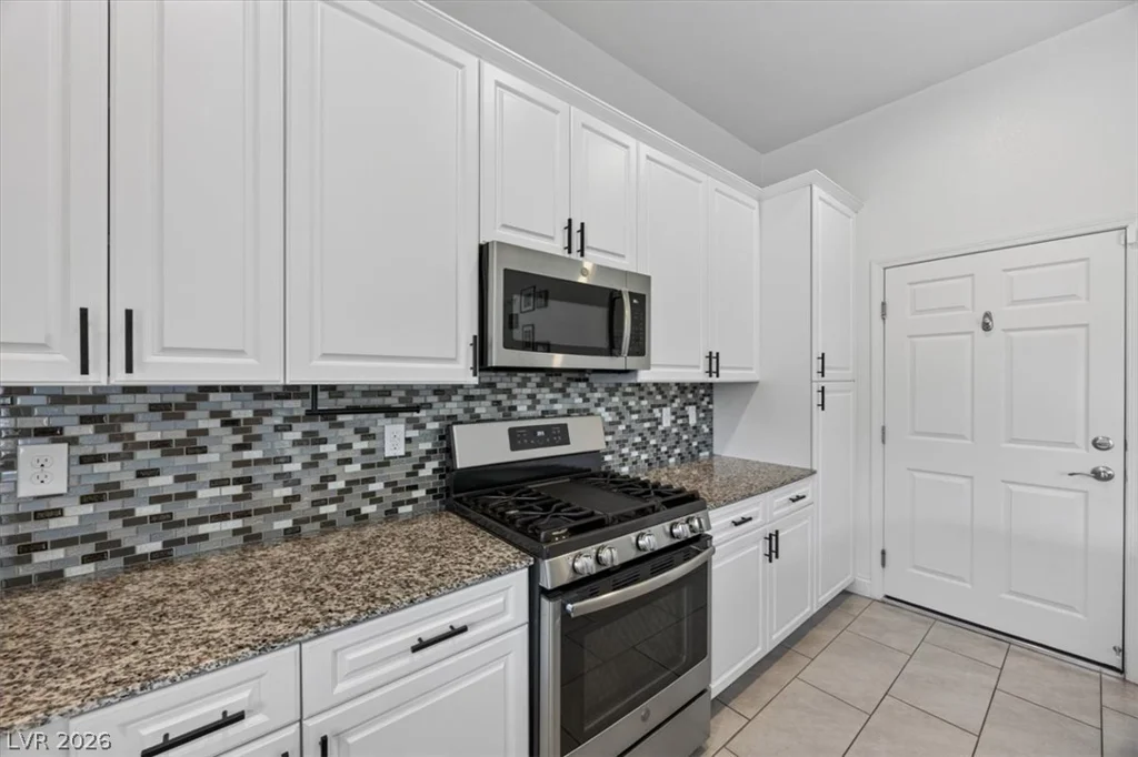 132 Denette, North Las Vegas, NV 89031