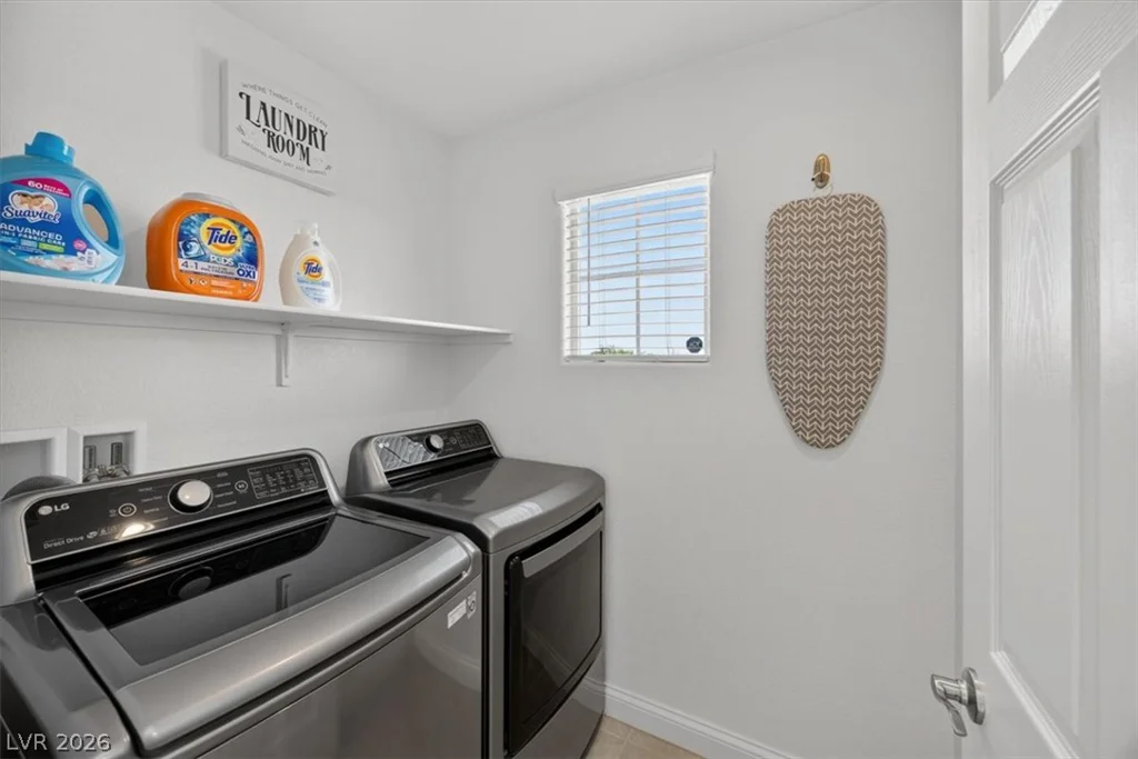132 Denette, North Las Vegas, NV 89031