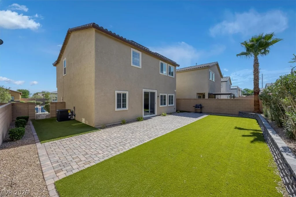 132 Denette, North Las Vegas, NV 89031