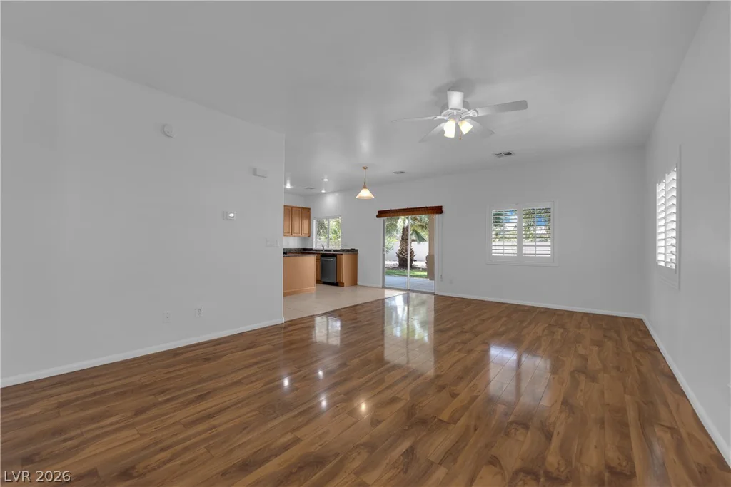 3325 Carolina Moon, North Las Vegas, NV 89081