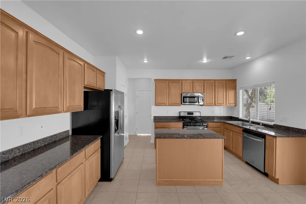3325 Carolina Moon, North Las Vegas, NV 89081