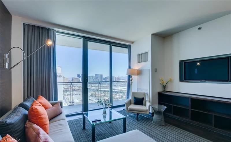 4381 Flamingo, Las Vegas, NV 89103