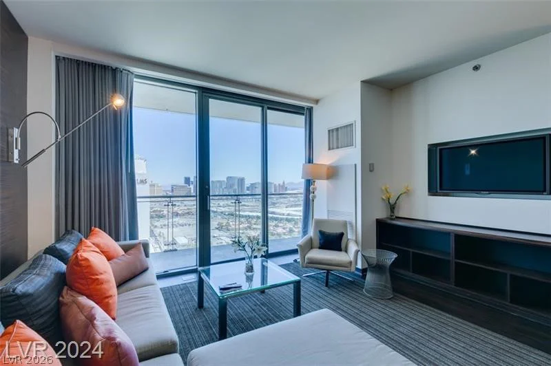 4381 Flamingo, Las Vegas, NV 89103