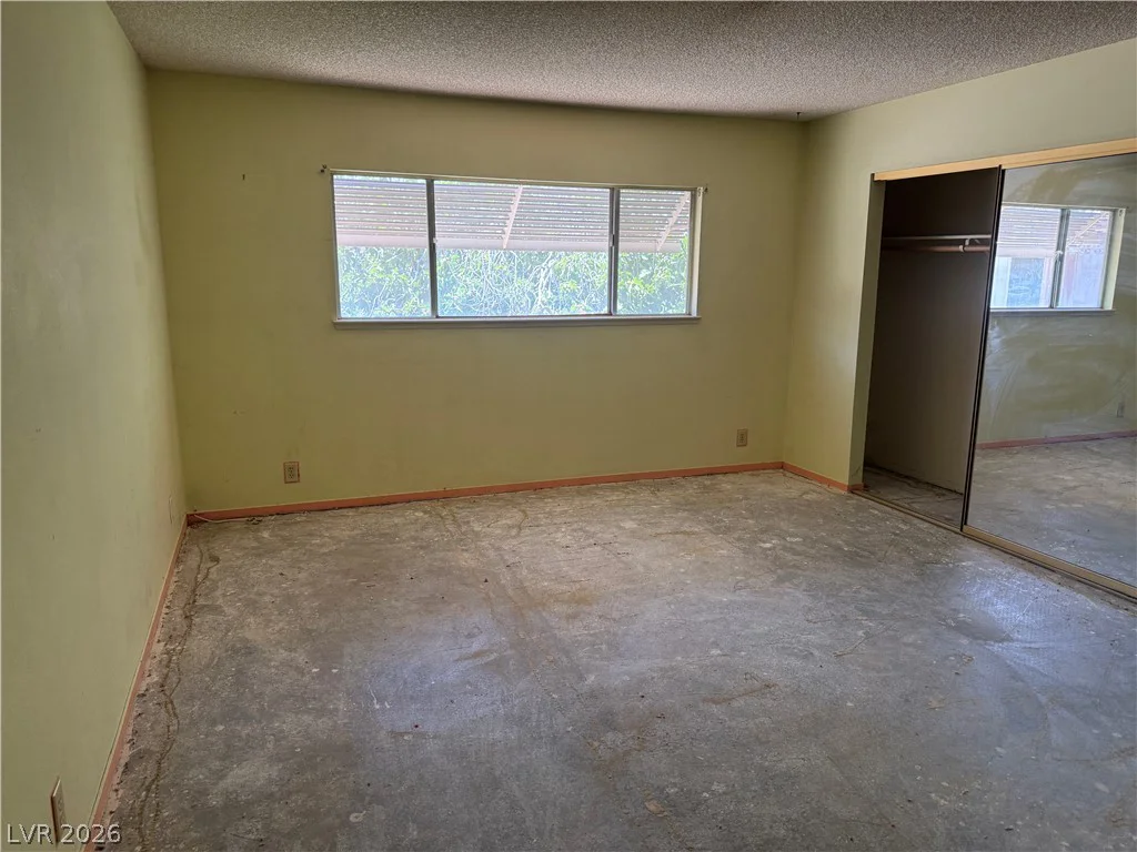1712 Rockcrest, Las Vegas, NV 89108